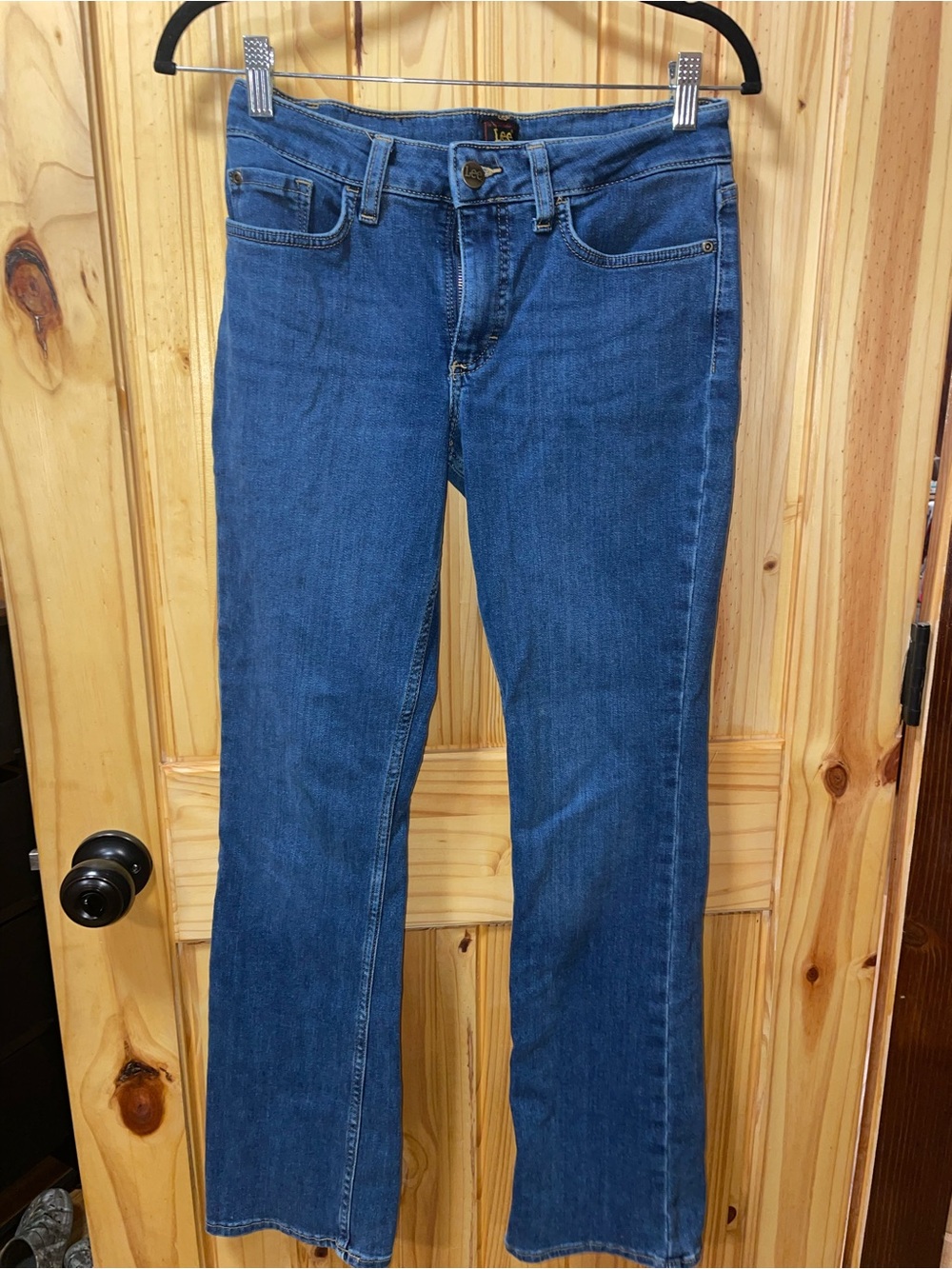 Lee Classic Women's Blue Denim Jeans - Straight / Bootcut